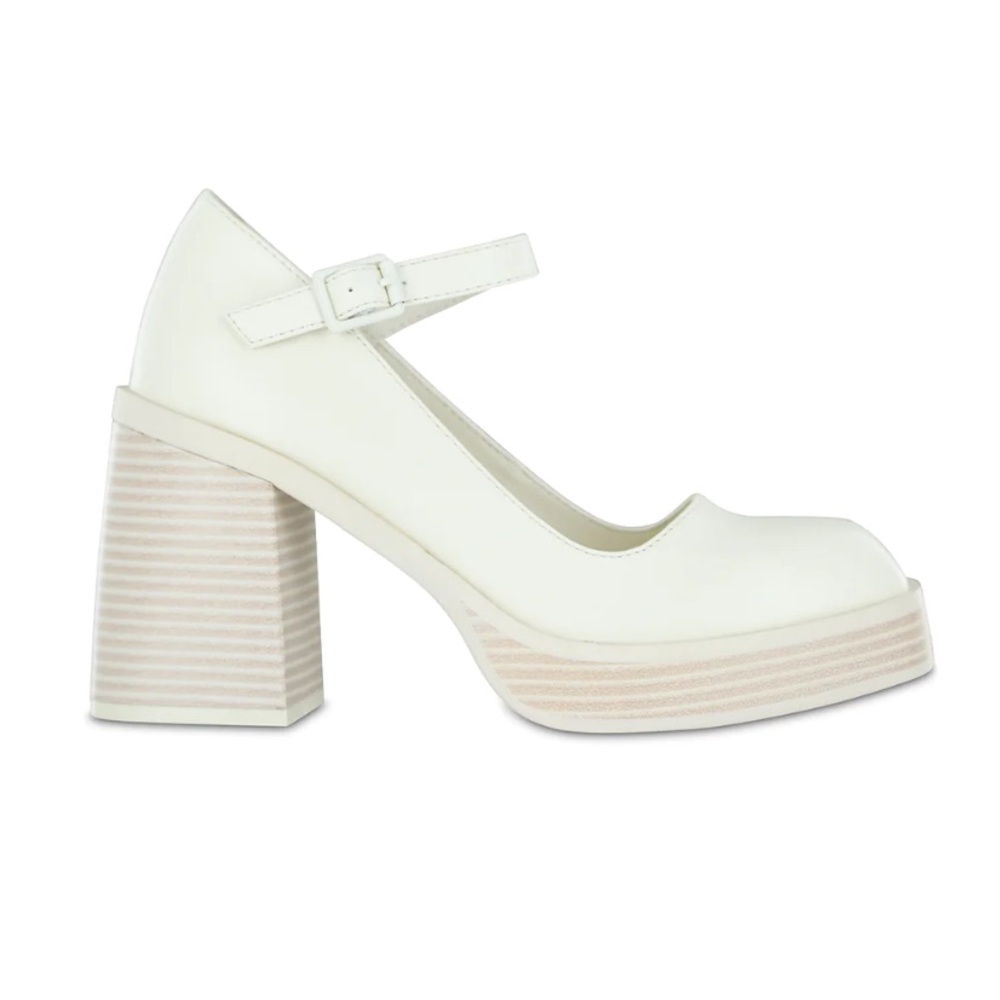 NWT Mia Ophia Platform Mary Jane Pumps
